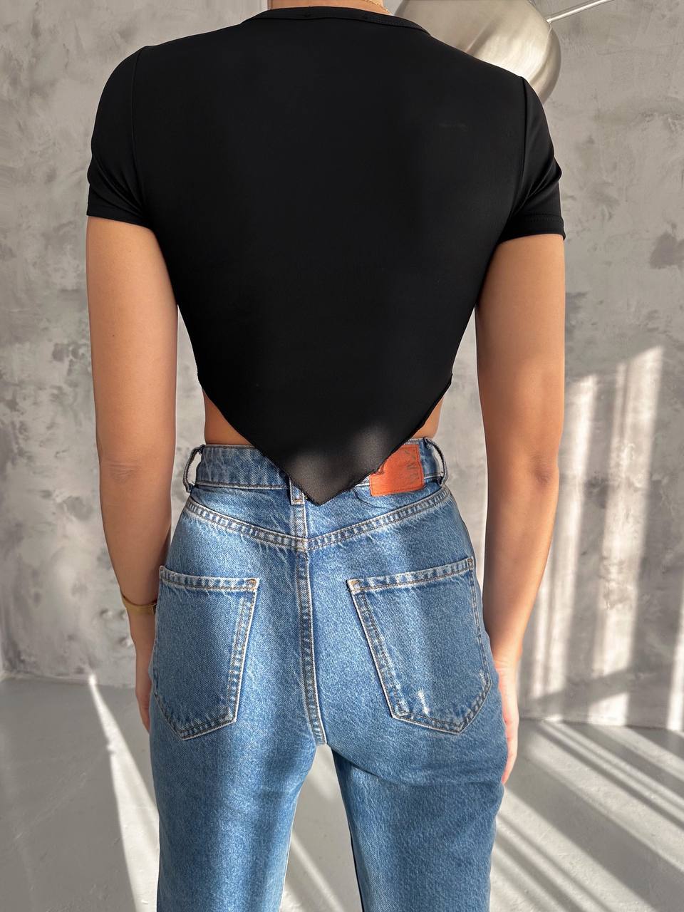 Sydney Top