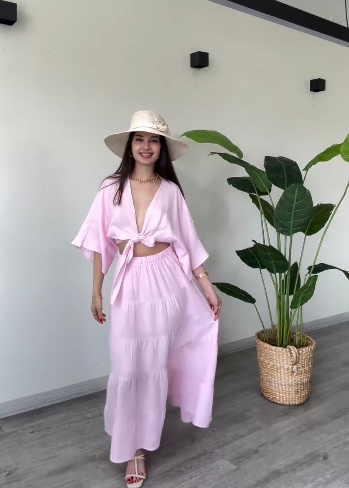 Tropical Set